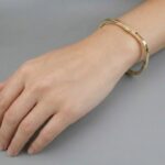 Atelier Christian geel gouden slavenarmband