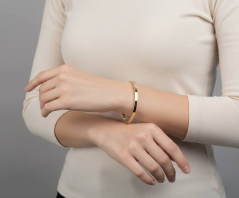 14 karaat geel gouden slavenarmband