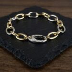Gouden armband met briljanten slot