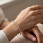 14 karaat Christian wit gouden armband