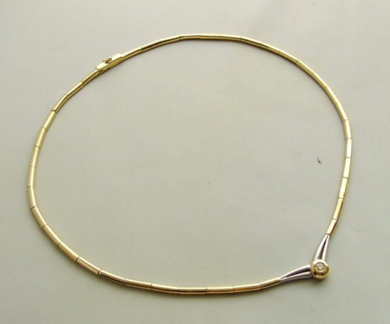 Bicolor gouden collier met diamant