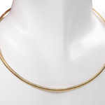 Geel gouden spang collier half rond