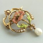 Geel gouden hanger met parel