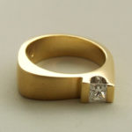 18 karaat gouden ring met Princes diamant