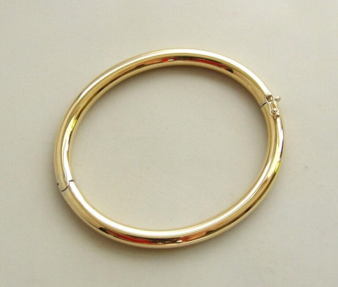 Geel gouden slavenarmband rond model