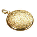 Geel gouden medaillon met motieven