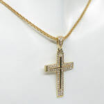 Christian kruis met zirkonia