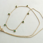14 karaat gouden collier met smaragd