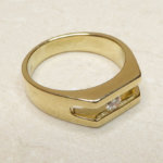 Gouden swinging diamant cachet ring