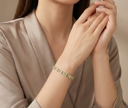 Zilveren armband met synthetische edelstenen