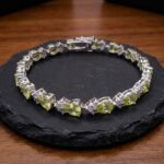 Zilveren armband met synthetische edelstenen