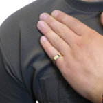 14 karaat geel gouden onyx zegelring