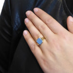 Christian gouden lagensteen cachet ring