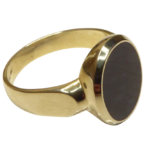 Geel gouden cachet ring met lagensteen