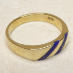 Gouden cachet ring met lapis lazuli