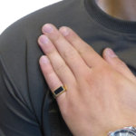 Gouden onyx cachet ring