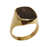 Gouden zwarte lagensteen cachet ring