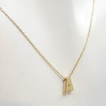 Gouden ketting met A hanger