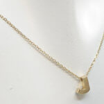 Gouden ketting met J hanger