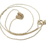 Gouden ketting met U zirkonia hanger