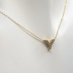 Gouden ketting met Y zirkonia hanger