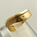 Christian geel gouden ring met diamanten