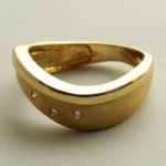 Christian geel gouden ring met diamanten