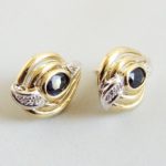 Gouden saffier en diamanten oorbellen