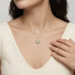 Gouden opaal ster hanger