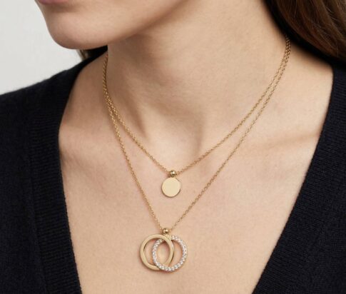 Gouden dubbele hangers en kettingen