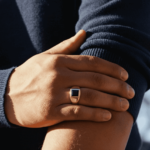 Geel gouden onyx zegelring