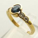Gouden saffier ring met diamanten