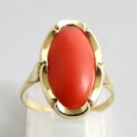 Vintage gouden bloedkoraal ring