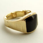 Gouden reuma ring met onyx