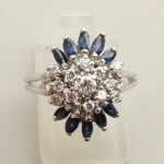 Gouden diamanten ring met saffier
