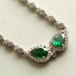 Wit gouden smaragd sieraden set