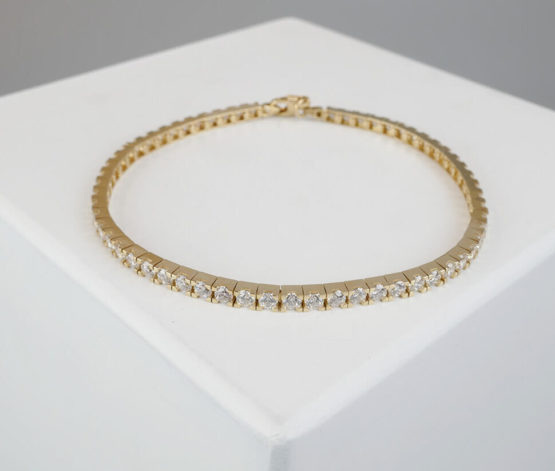 Christian gouden zirkonia armband