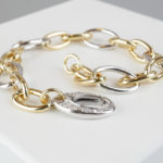 Gouden armband met briljanten slot