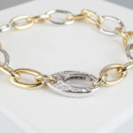 Gouden armband met briljanten slot