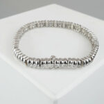 Christian wit gouden armband met diamanten