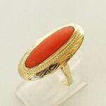 Gouden bloedkoraal ring