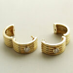 Gouden diamanten oorbellen