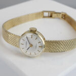Gouden dames Prisma horloge