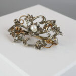 Antieke broche met parel