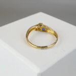 Christian gouden ring met saffier