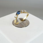 Christian ring met saffier en diamant