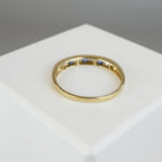 Christian ring met saffier en zirkonia