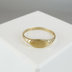 Gouden pinkmodel