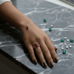 Christian ring met robijn