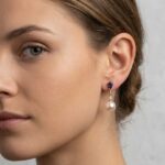 Oorhanger met diamant en saffier en parel